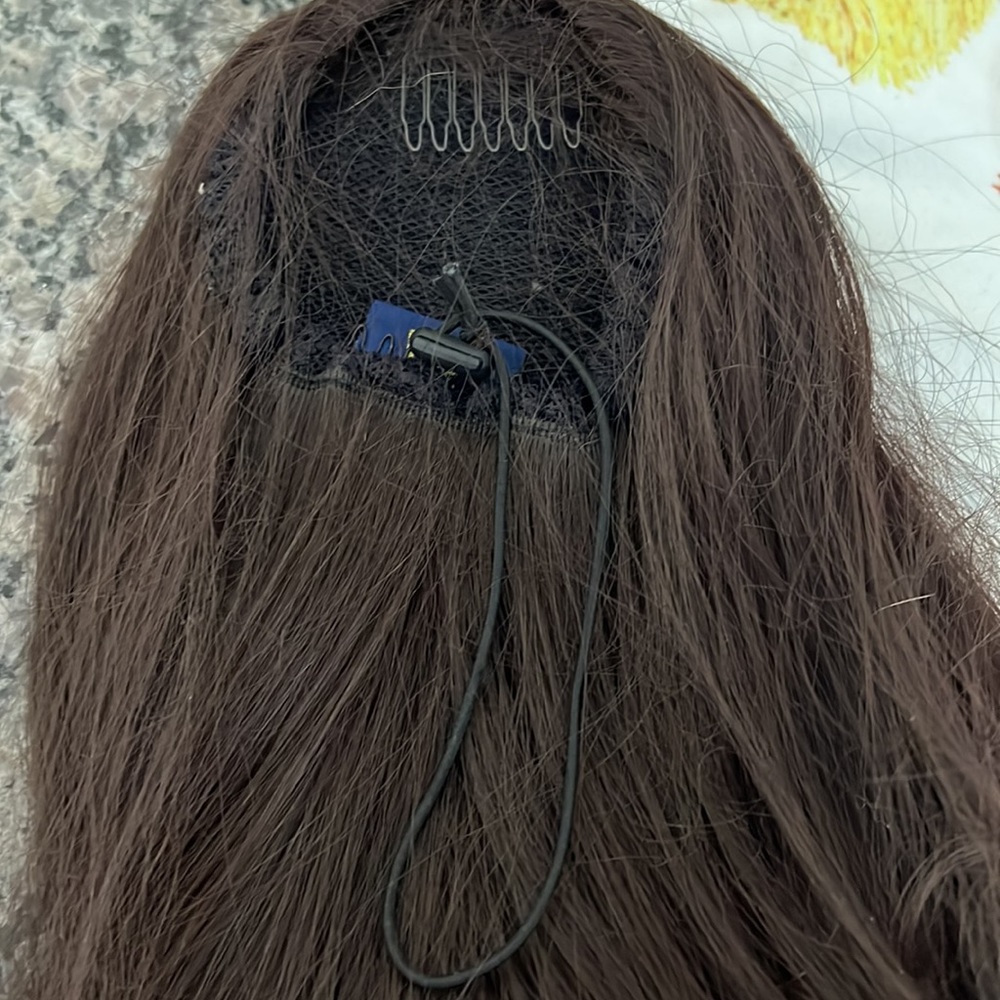Dark brown hair wig synthetic real like I have brushed before